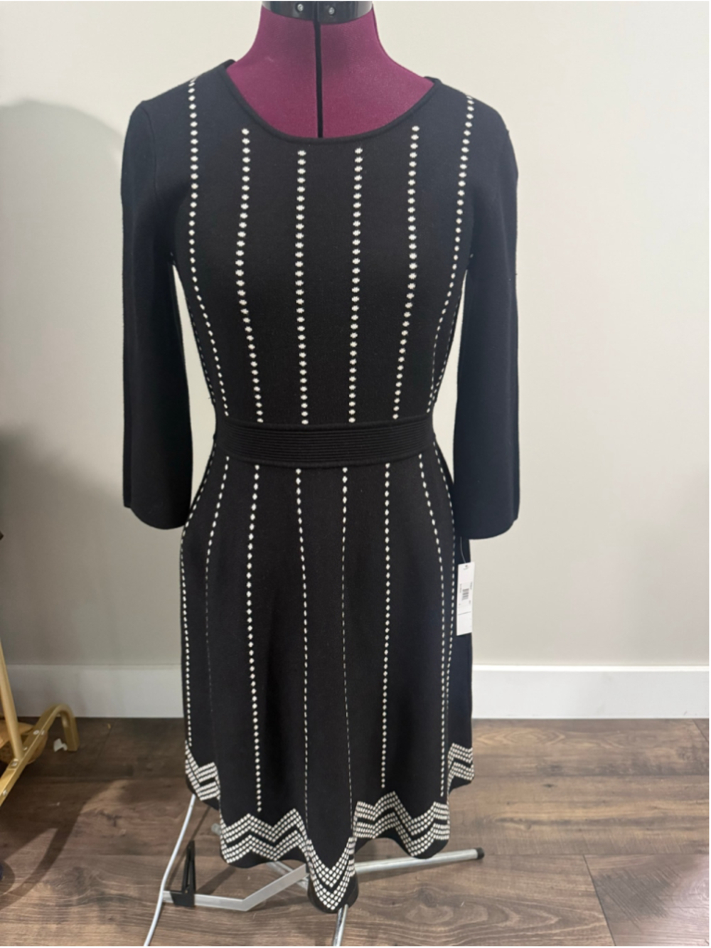 New Maggy London Fit Flare Sweater Dress Winter Medium